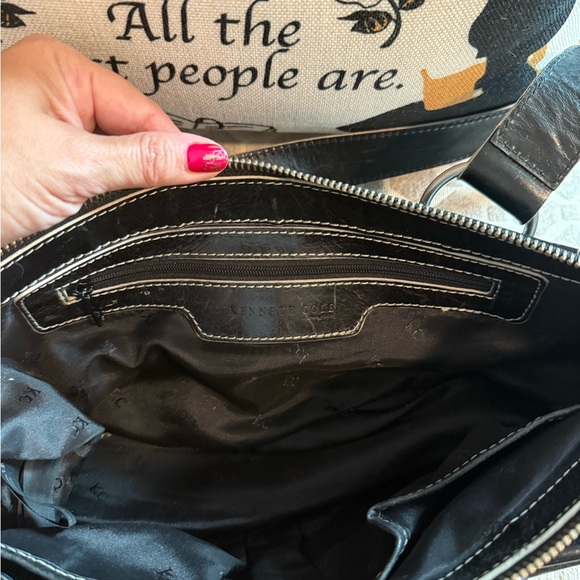 Kenneth Cole Y2K Vintage Leather Hobo Bag - Picture 8 of 11